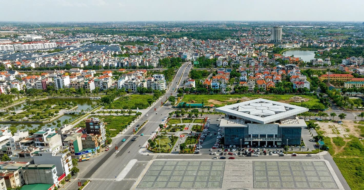 Trung tâm Văn hoá Xứ Đông và toàn cảnh thành phố nhìn từ trên cao
